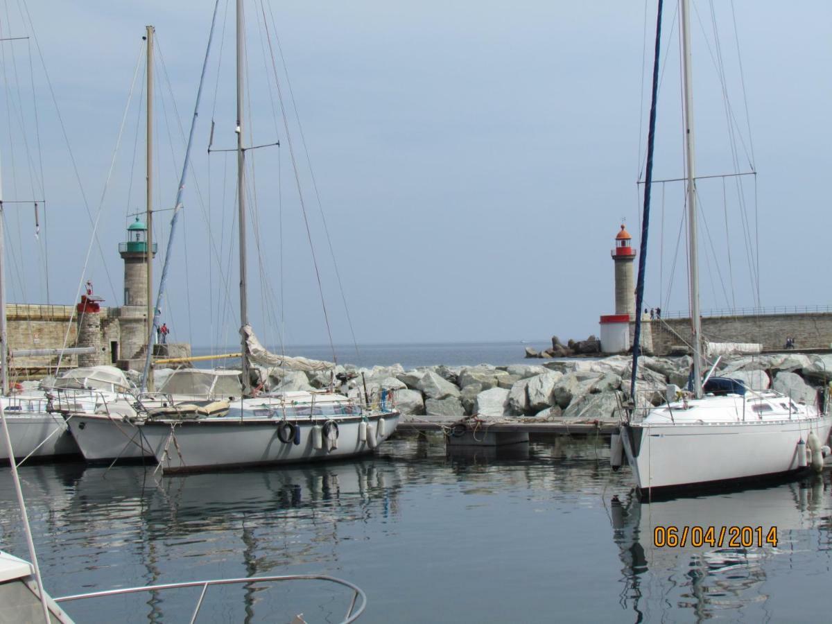 Bastia Au Pied Du Vieux Port * Bastia (Corsica)